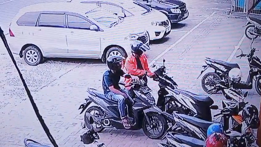 Aksi Pencurian Motor di Metro Marak