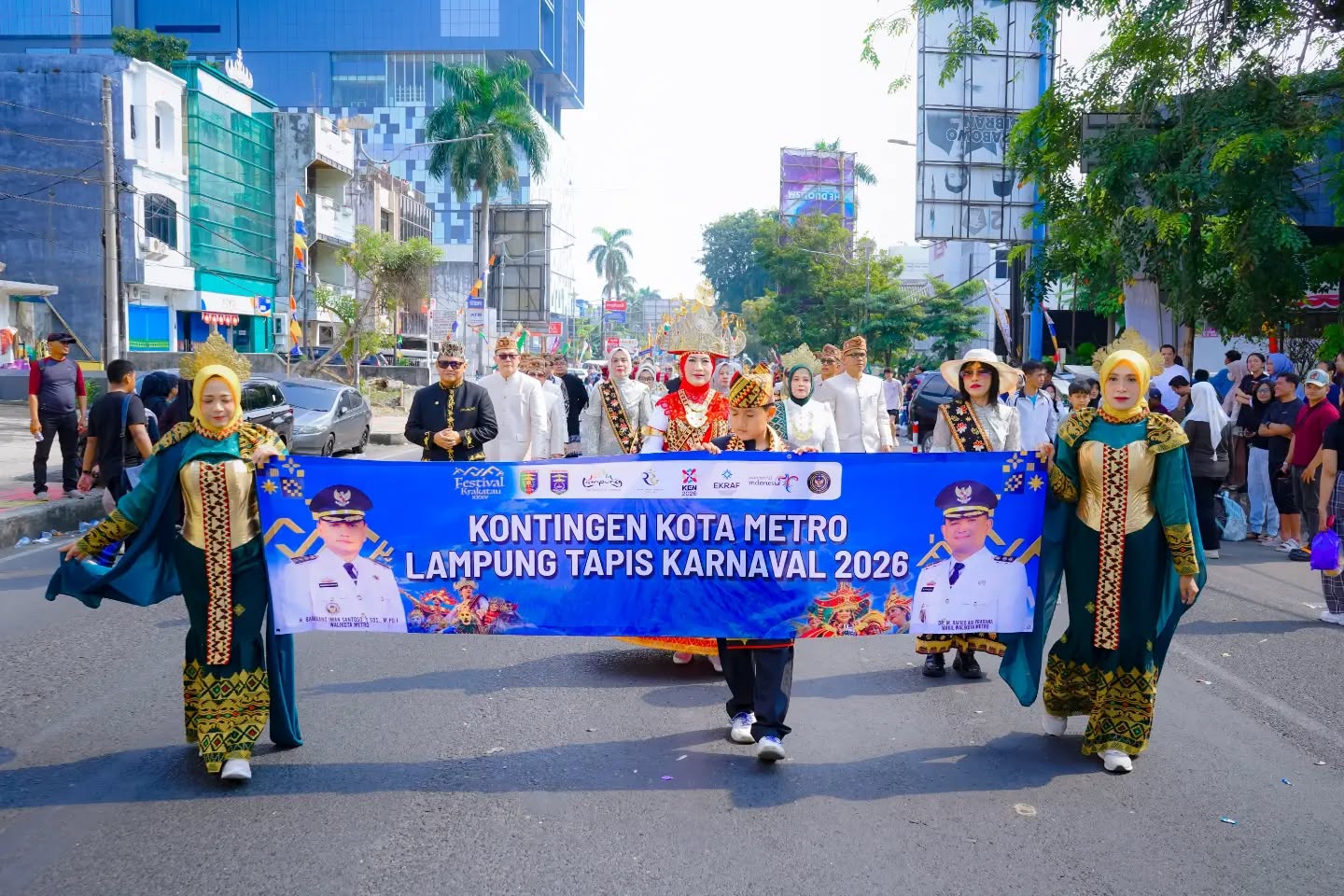 Kota Metro Tampilkan Kekayaan Budaya Lewat Lampung Tapis Karnaval 2026
